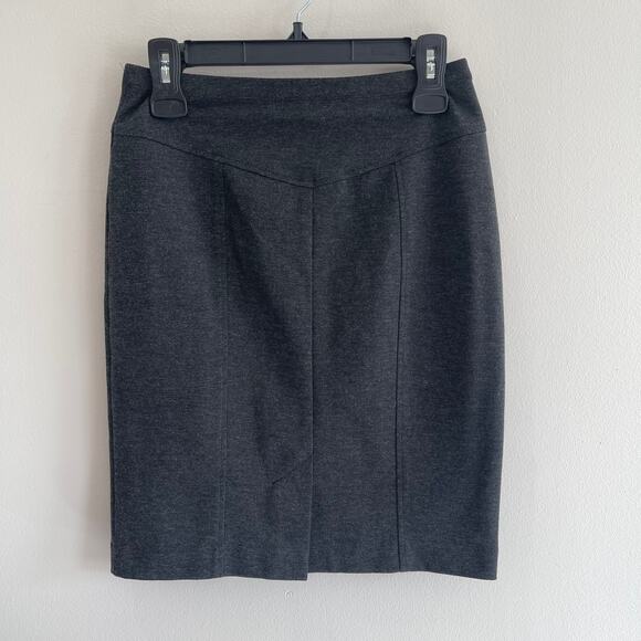 Size Small Ellen Tracy Pull on Pencil Skirt - Picture 3 of 3